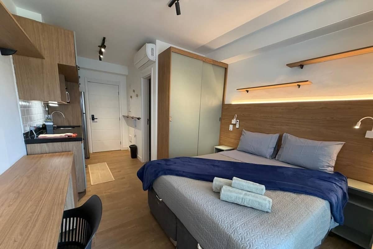 Club Apartment | 1 bedroom, blackout drapes, free WiFi