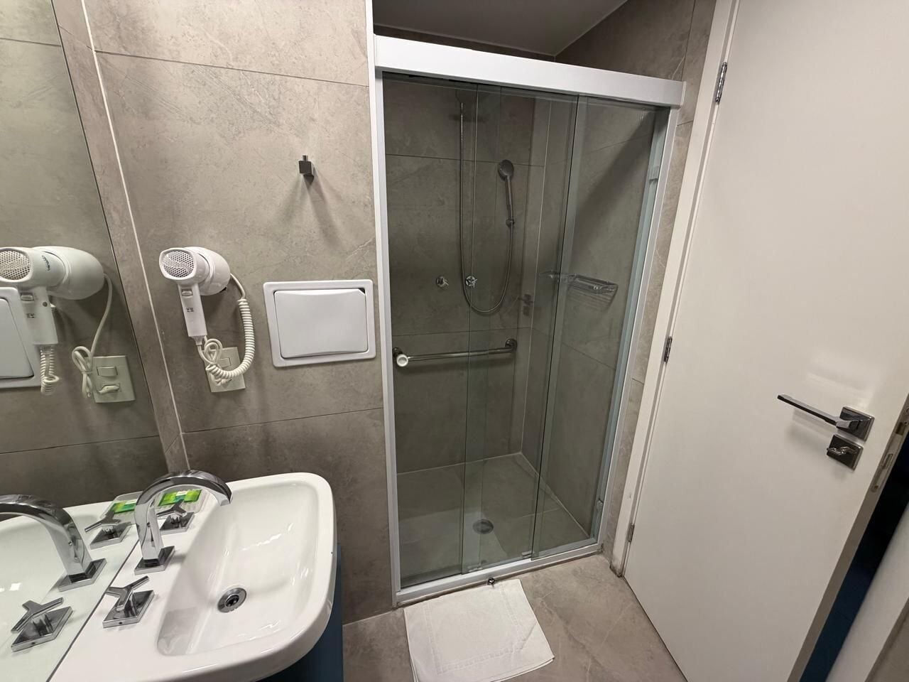 Executive Apartment | Bathroom