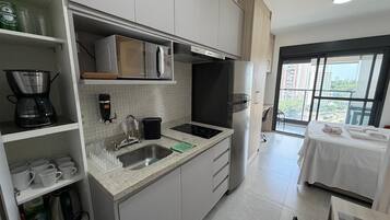 Romantic Apartment | Private kitchen | Espresso maker, fridge, microwave, cookware/dishes/utensils