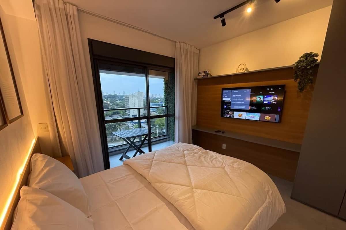 Apartamento club | 1 quarto, cortinas blackout, Wi-Fi de cortesia, roupa de cama