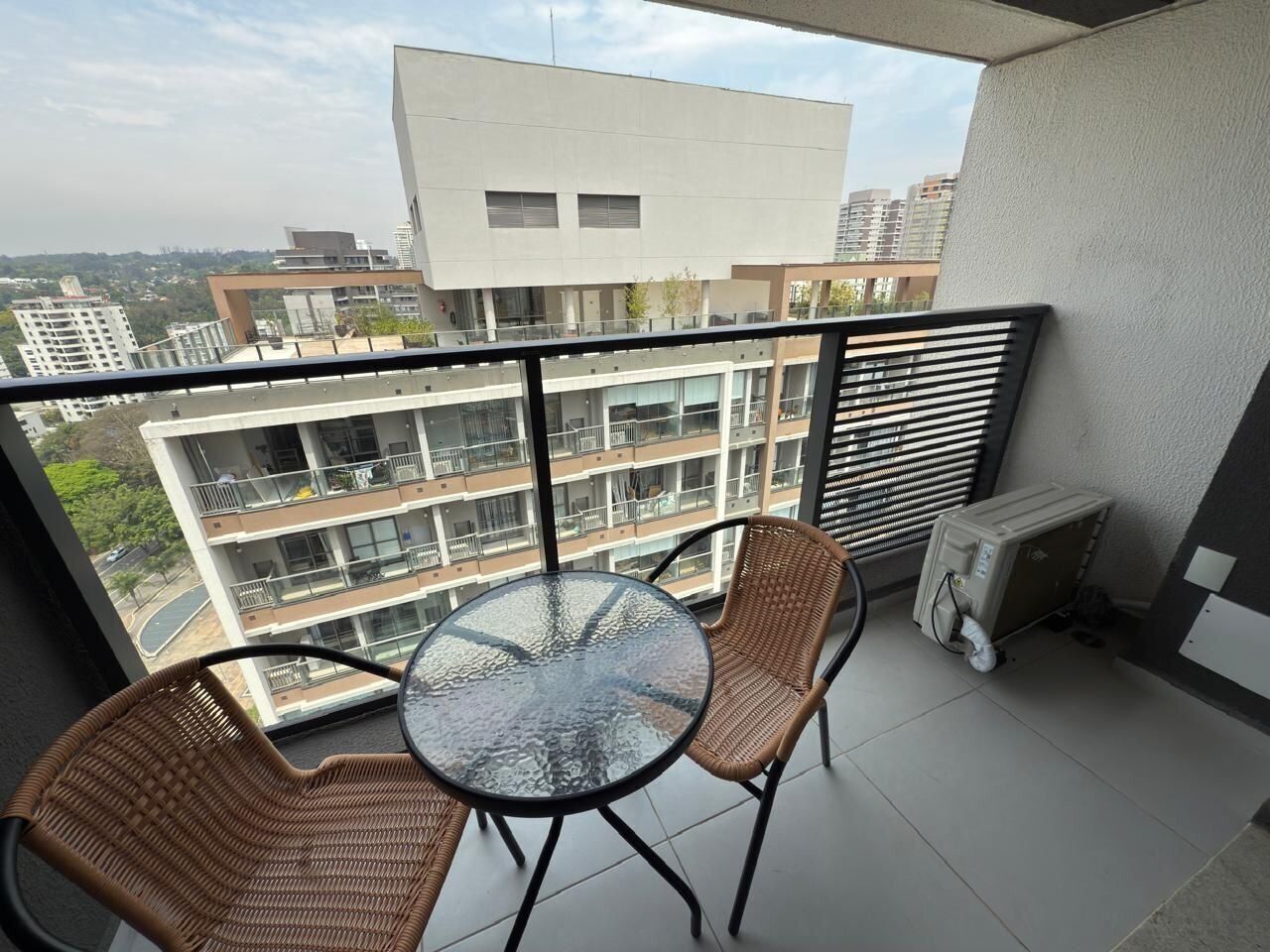 Apartment | Outdoor dining