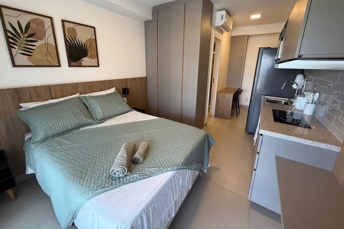 Panoramic Apartment | 1 bedroom, blackout drapes, WiFi (free), bed sheets
