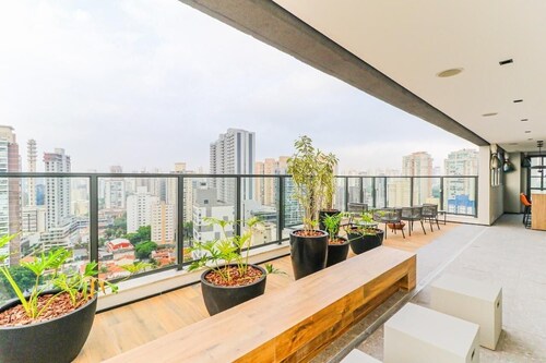 Haus Mitre Residences
