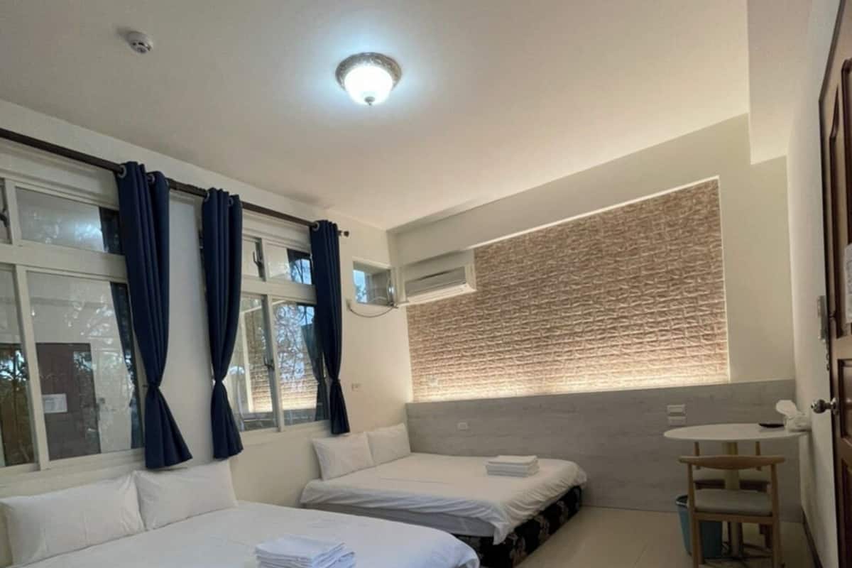 Habitación básica doble | Wifi gratis