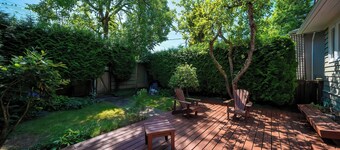 Charming 3-bedroom villa with WiFi and AC in amazing Vancouver