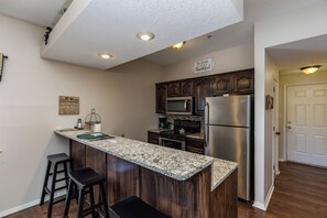 Fridge, microwave, oven, stovetop - 2BR Village At Indian Point 704 near SDC-Free Tickets Daily up to $500 Value (Branson)