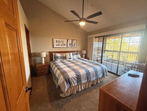 2 soverom, strykejern/-brett, wi-fi (inkludert) og sengetøy