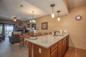 Interior - 2BR Village At Indian Point 1106 near SDC - Free Tickets Daily up to $500 (Branson)