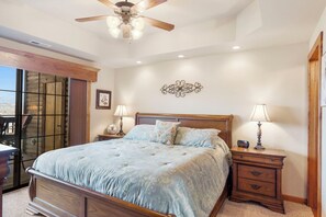 2 bedrooms, iron/ironing board, travel crib, free WiFi