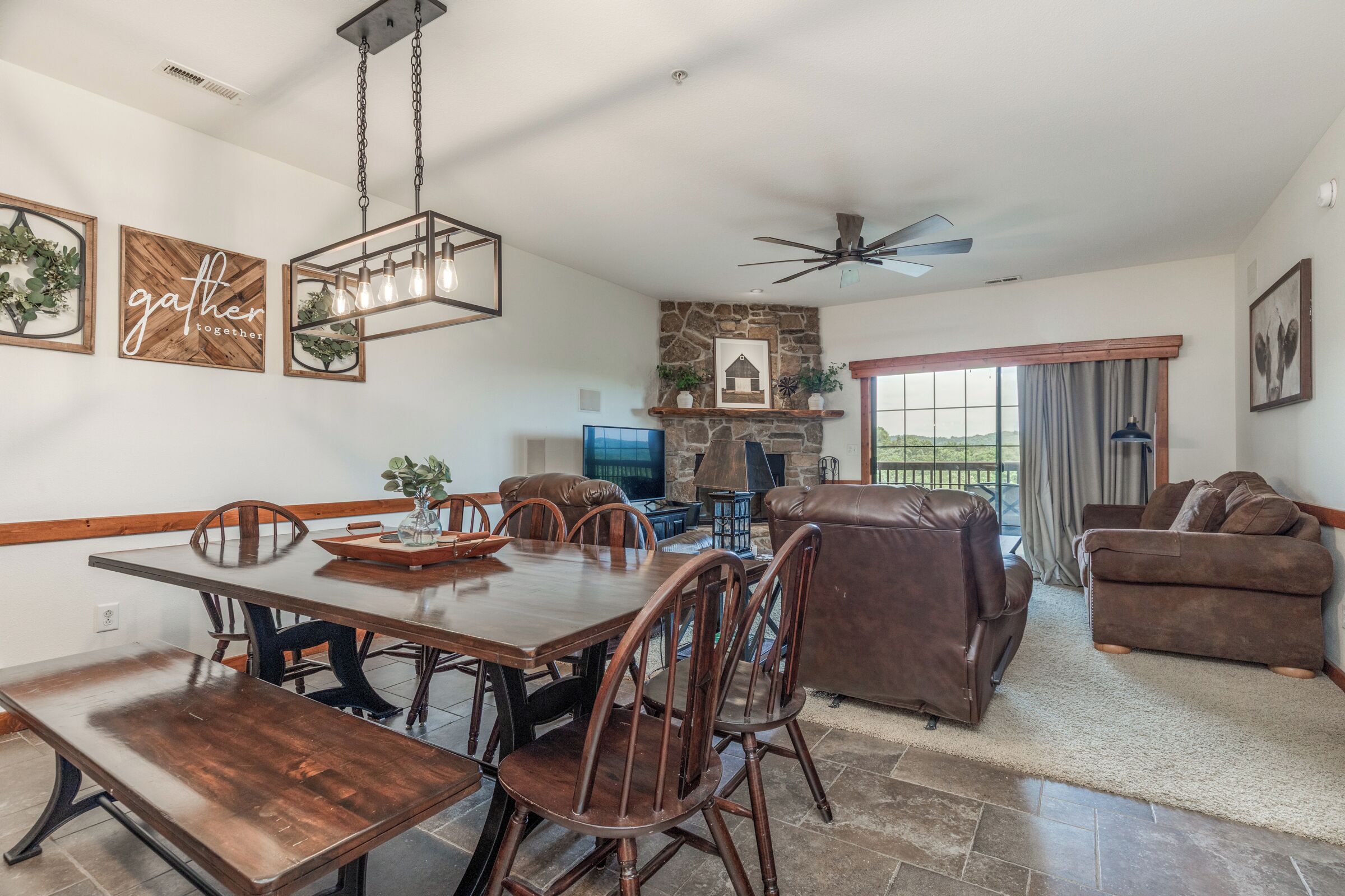 Smart TV, fireplace, DVD player, video library