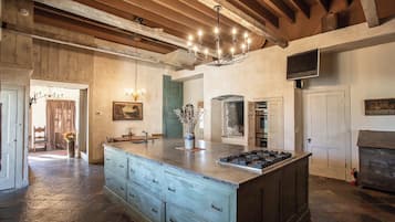 House, Multiple Beds, Non Smoking, Kitchen | 2 bedrooms, free WiFi