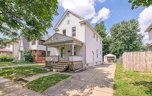 Exterior - Welcome to The Perazim! (Akron)