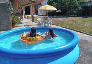 Outdoor pool - CASA DA VOVÓ CÉU - Gandaresa Country House - 15 minutes by car Praia Mira (Cantanhede)