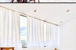 Interior - Stylish Room in Villa for 5P; Well-Connected Area (Vienna)