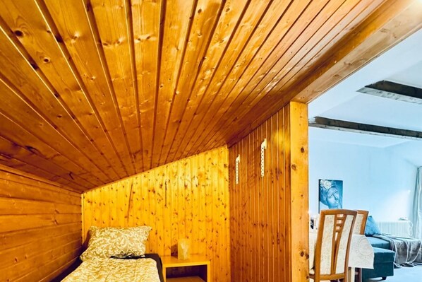1 quarto, roupa de cama