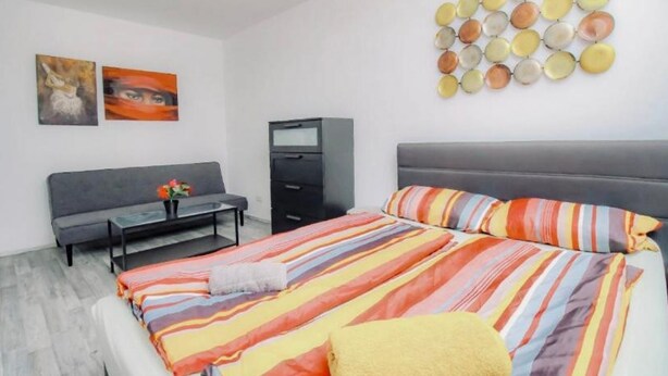 Room - Charming Central Room; 15-Min Walk to Prater (Wien)
