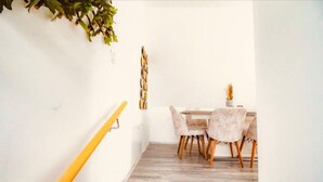 Dining - Charming Central Room; 15-Min Walk to Prater (Wien)