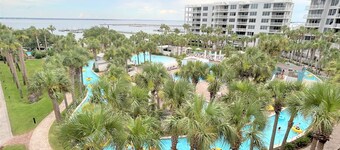 Gulf-Front Studio Escape