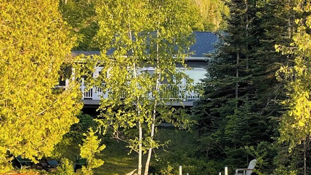 Unclassified image, 1 of 57, button - Caribou Sunrise, Lakeside Cabin in the Northwoods! (Lutsen)