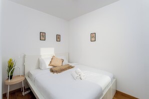 1 quarto, ferros/tábuas de passar roupa, Wi-Fi, roupa de cama
