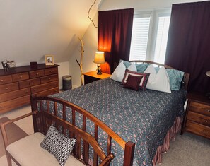 3 chambres, fer et planche à repasser, lit parapluie, Wi-Fi gratuit