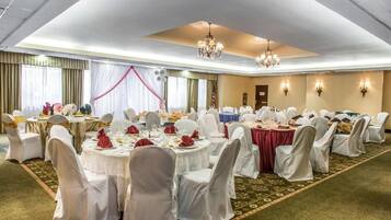 Banquet hall