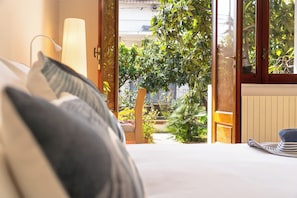 1 bedroom, in-room safe, desk, iron/ironing board - L'Arancio e i Pesci Rossi (Calatabiano)