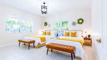 3 bedrooms, in-room safe, desk, iron/ironing board