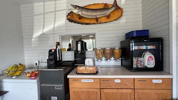 Sudah termasuk sarapan ala kontinental setiap hari