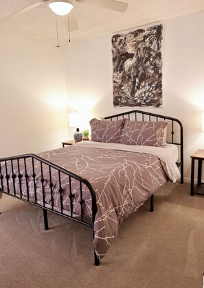 3 bedrooms, free WiFi, bed sheets