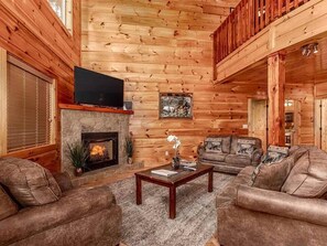 Smart-TV, Kamin, Tischfußball