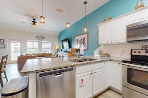 Fridge, microwave, stovetop, dishwasher