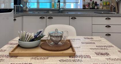 Spacious 3-bedroom apartment in the heart of Hongdae, Seoul, 7min. from metro