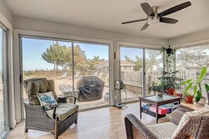 Smart-tv en een open haard