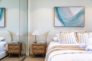 2 chambres, bureau, fer et planche à repasser, Wi-Fi gratuit