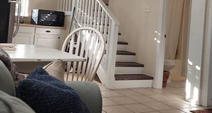 Cozy Stable Apartment - Bring your horse !