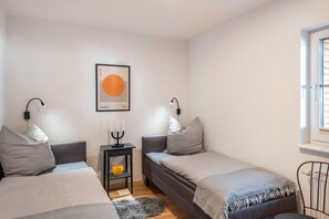 3 habitaciones, tabla de planchar con plancha y wifi gratis