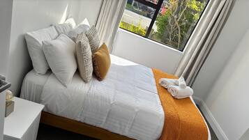 2 bedrooms, iron/ironing board, travel cot, WiFi