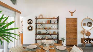 Family Villa, 3 Bedrooms, Private Pool | Dining room