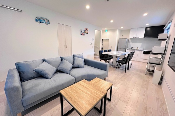 Living/dining room