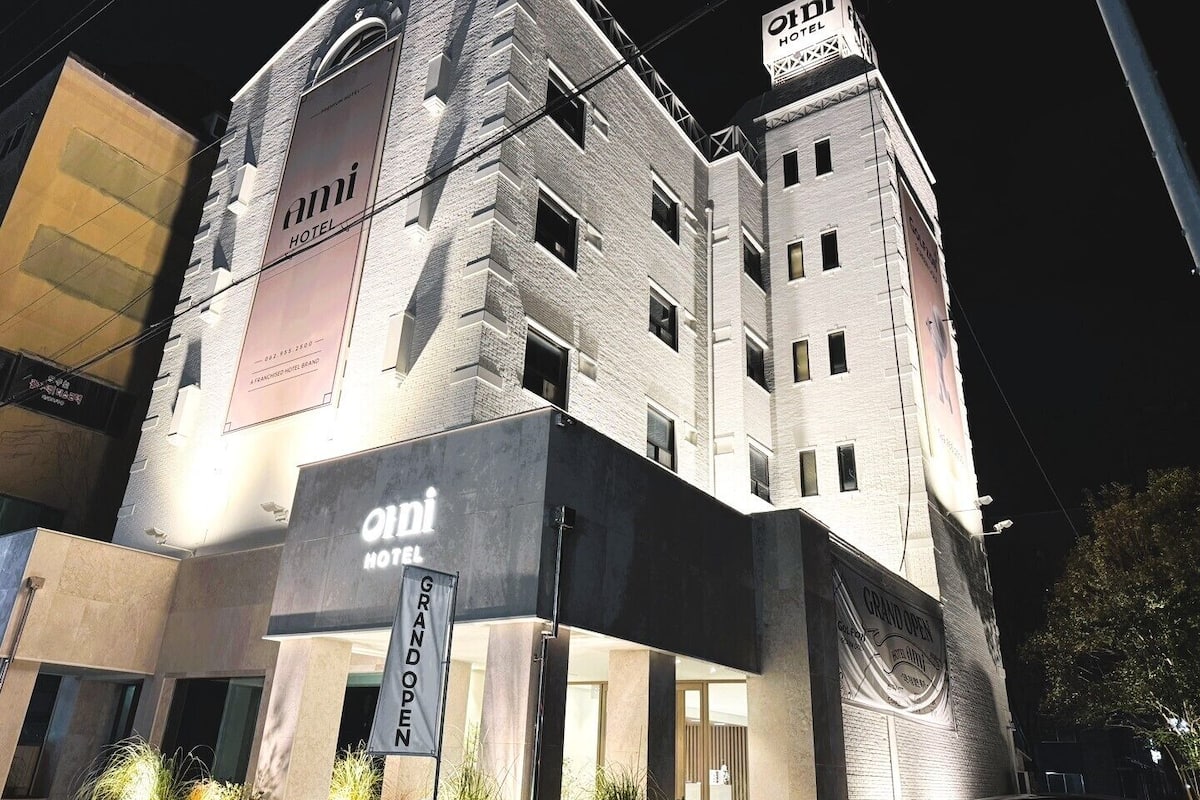 Deluxe Double Bed Room, 1 King Bed, Non Smoking, Private Bathroom | View from room