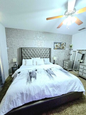 3 bedrooms, iron/ironing board, WiFi, bed sheets