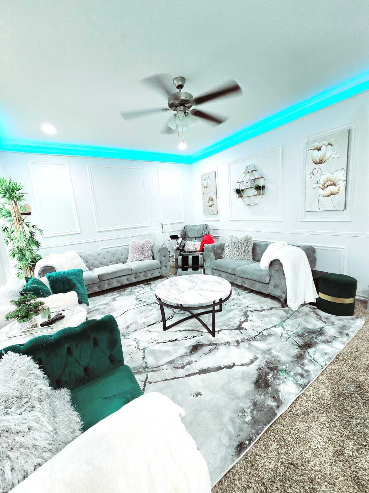 Smart TV, fireplace, offices