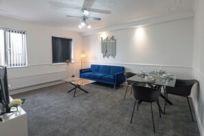 تناول الطعام