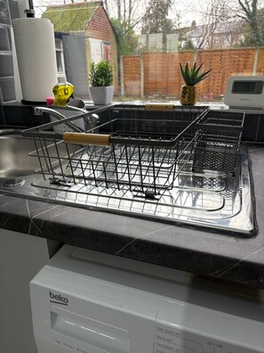 Interior - Central Chelmsford 2-Bed Apt, 5 mins to Station (Chelmsford)