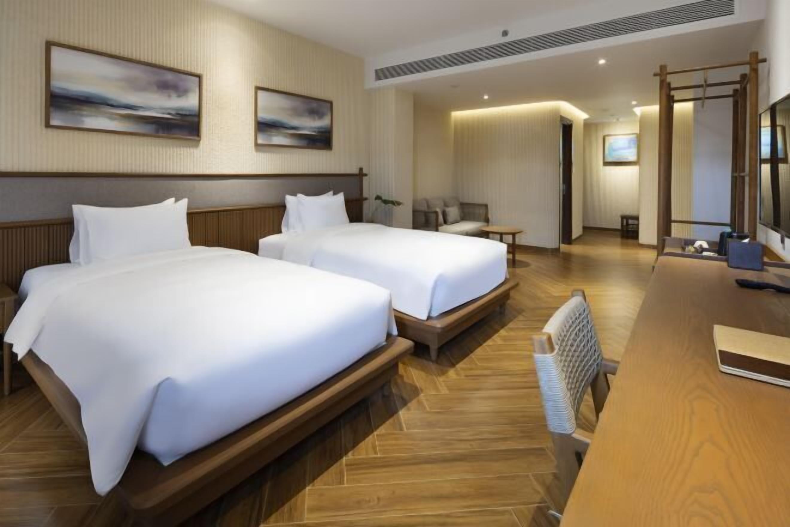 Coffres-forts dans les chambres, bureau, rideaux occultants