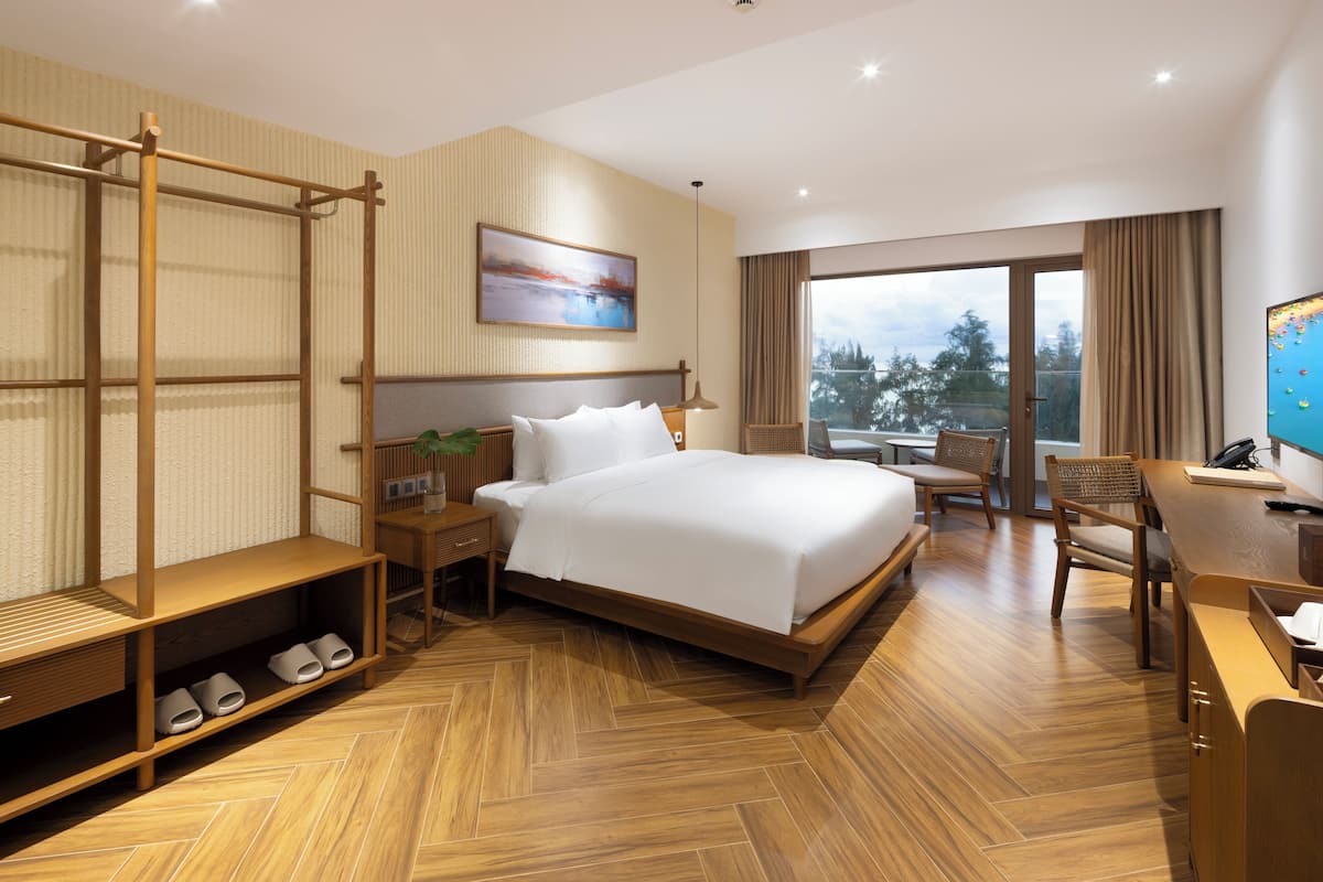 Premier Double Room | In-room safe, desk, blackout curtains, soundproofing