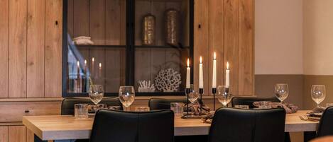 تناول الطعام