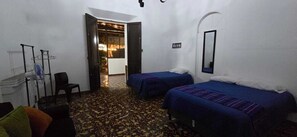 Accès au Wi-Fi (inclus), accessible en fauteuil roulant