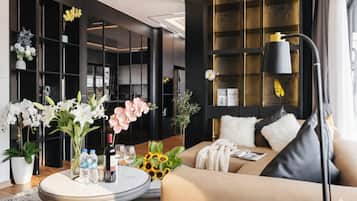 Elite Penthouse, Balcony, City View | Living area